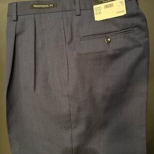 NWT- Jos. A. Bank Men's Executive Dark Charcoal Pleated Traditional Fit Pants